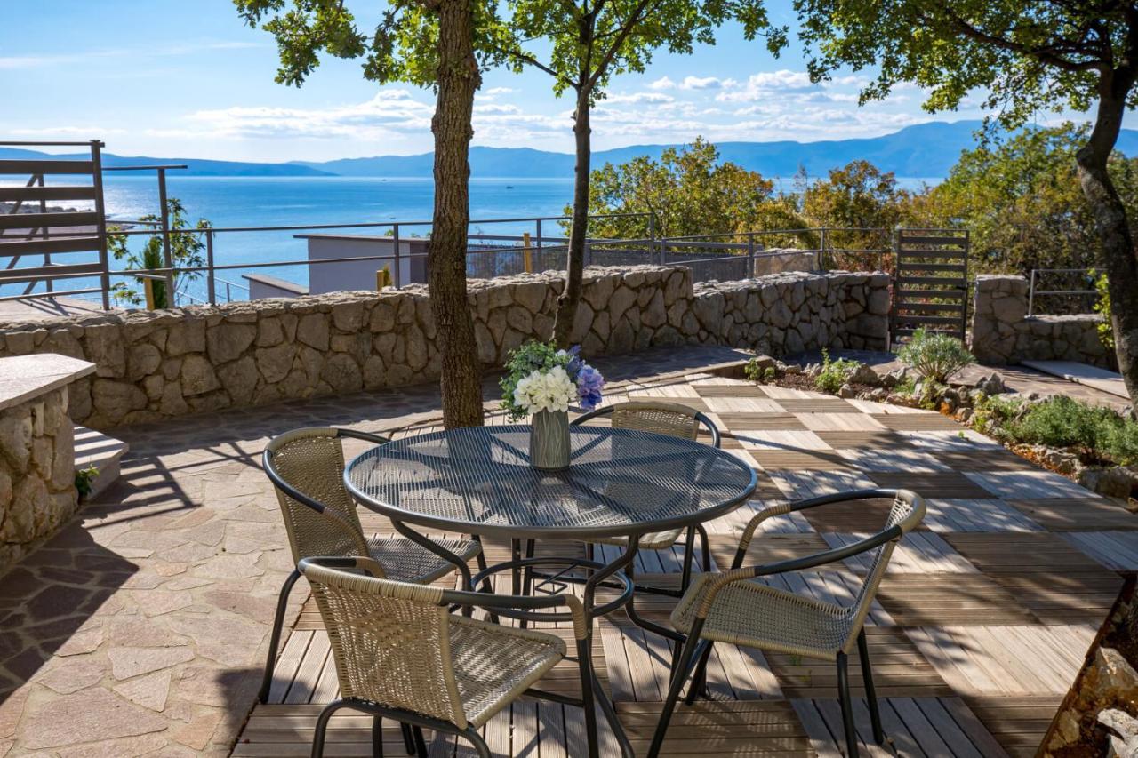 Luxury Villa Ostro With Pool & Krk Bridge View 克拉列维察 外观 照片