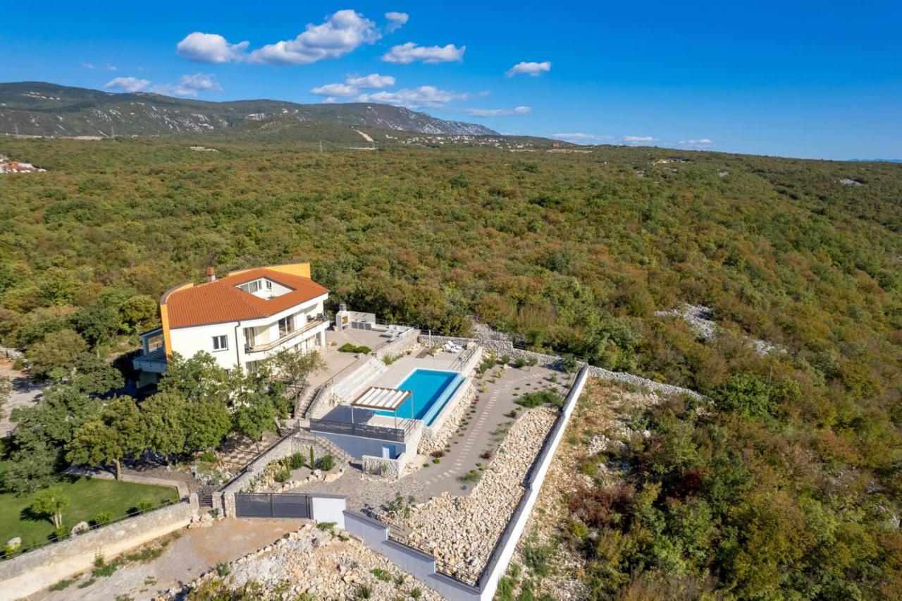 Luxury Villa Ostro With Pool & Krk Bridge View 克拉列维察 外观 照片