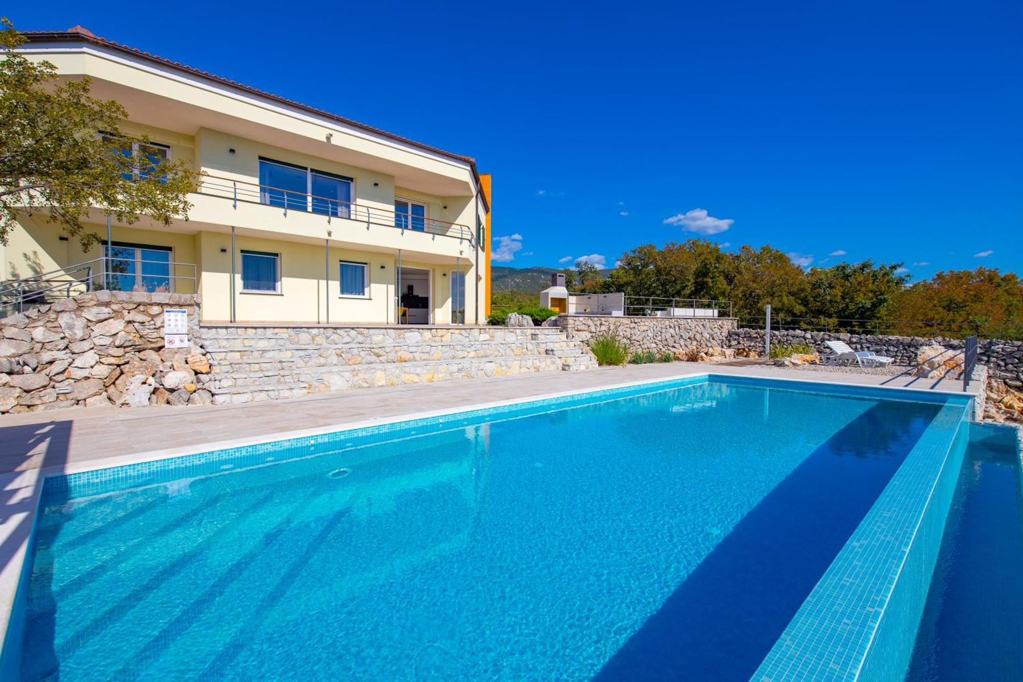 Luxury Villa Ostro With Pool & Krk Bridge View 克拉列维察 外观 照片