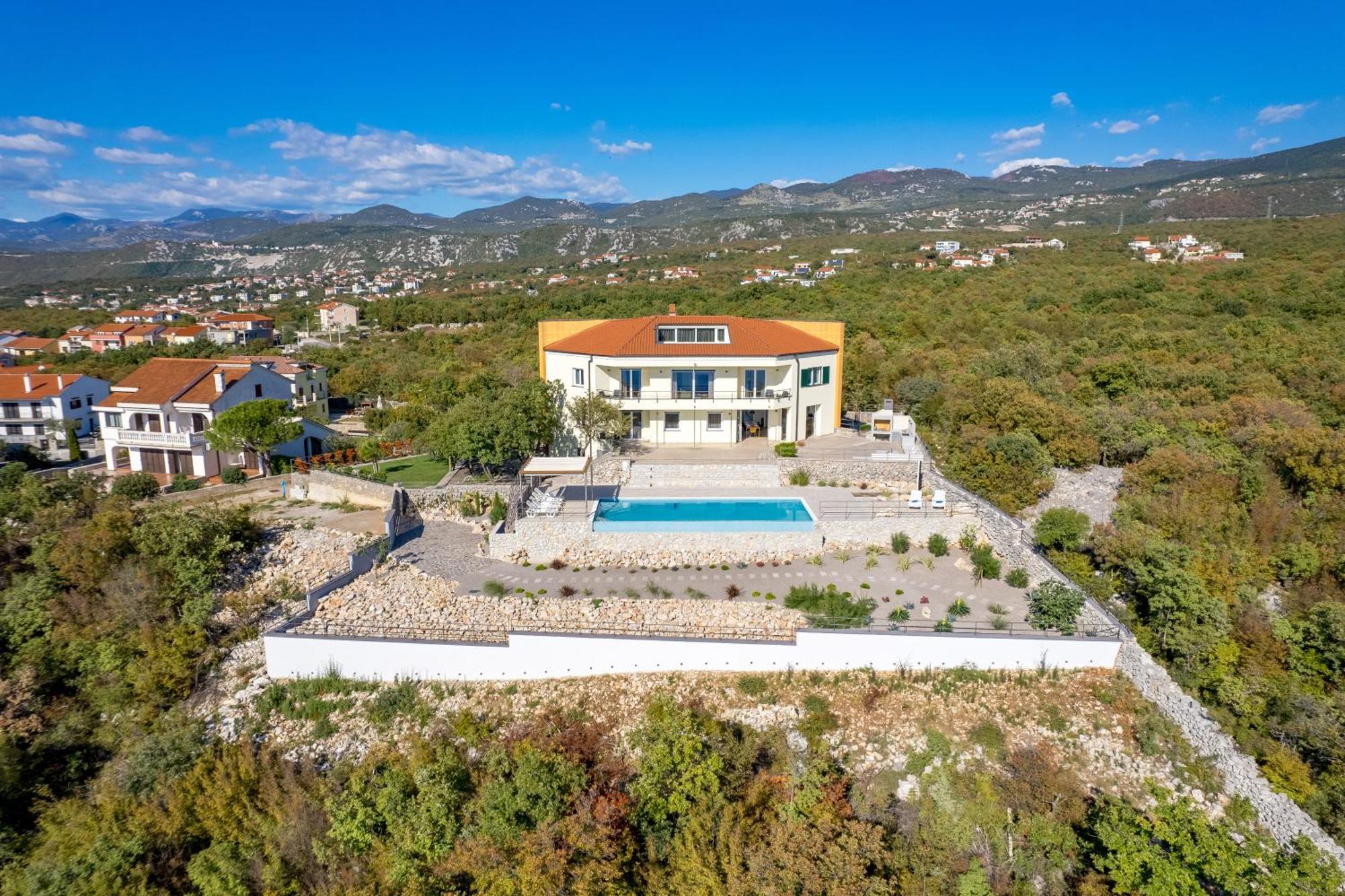 Luxury Villa Ostro With Pool & Krk Bridge View 克拉列维察 外观 照片